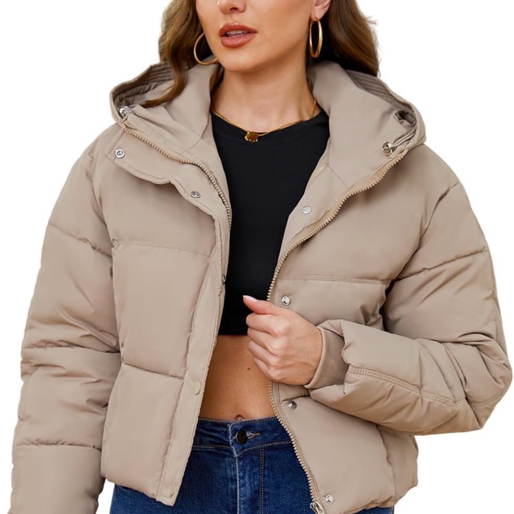 NEW * Women’s Cropped Puffer Jacket Coat Tan Khaki Neutral